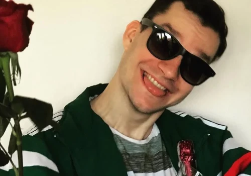 Internauci tego nie zapomną! Gibki z TikToka zatańczył do „Małej” i zrobił show