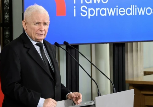 Kto powinien przejąć PiS po Kaczyńskim? Jest wynik sondażu