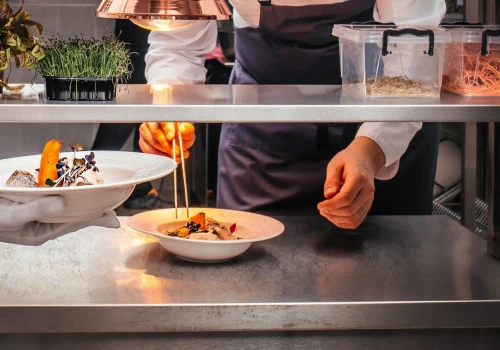 Rosnące zadłużenie branży HoReCa i turystyki. Sektor ma do oddania niemal 527 mln zł