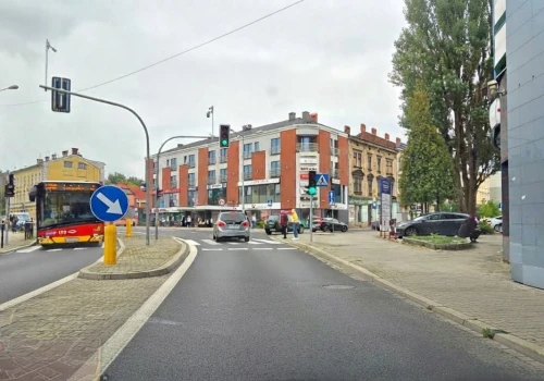 Piłsudskiego miała się zakorkować przez światła. Stało się coś zupełnie innego