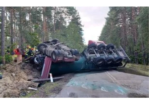 Tragiczny wypadek pod Człuchowem. Nie żyją dwie osoby, są ranni