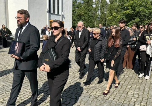 Tłum żegnał Jacka Kasprzyka. „Zostawił w mieszkańcach cząstkę siebie”