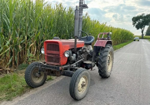 Ukradł Ursusa i uciekł w kukurydzę. Policja znalazła go w zaskakującym miejscu