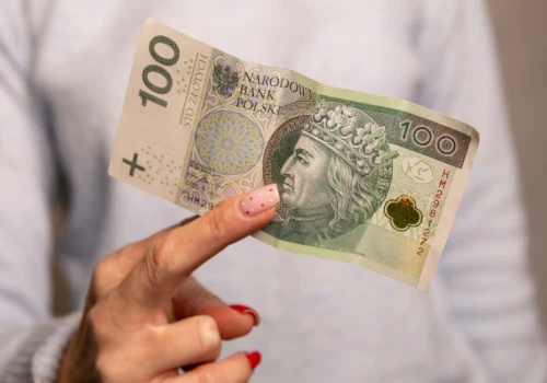 Twoja wypłata wzrośnie od stycznia 2027. Podwyżka o 98 zł i ani grosza więcej
