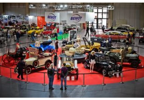 Jubileuszowe Retro Motor Show ruszyło