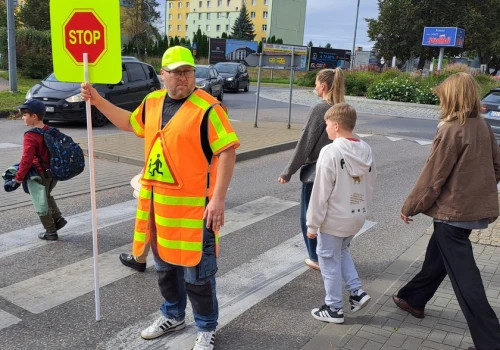 Zakorkowane rondo w Chojnicach. Jest doraźne rozwiązanie