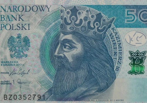 Należy ci się 400 zł miesięcznie jeśli przepracowałeś więcej niż pół roku