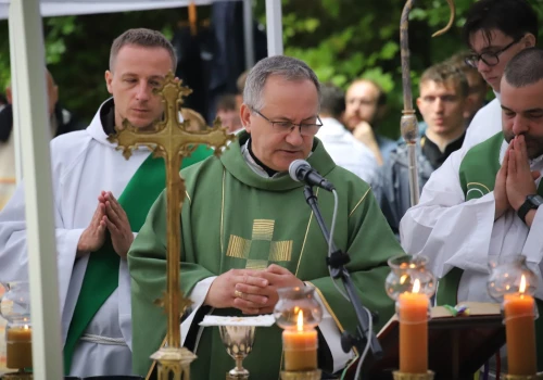 Bp Muskus: człowiek nie potrzebuje więcej rzeczy, żeby mieć więcej życia
