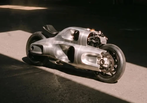 Ktoś wskrzesił jeden z najbardziej niezwykłych pomysłów BMW. Dodał wodór i 612 KM