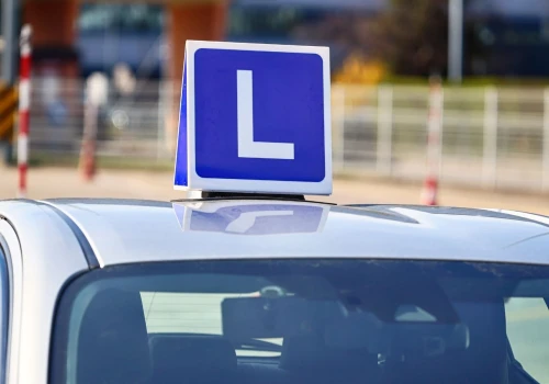 Dofinansowanie na prawo jazdy. Można dostać nawet 100 procent kwoty
