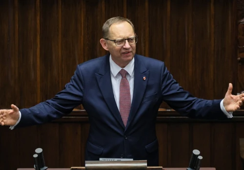 Fritz: Tusk konfabuluje, nawołując wszystkich do wojny