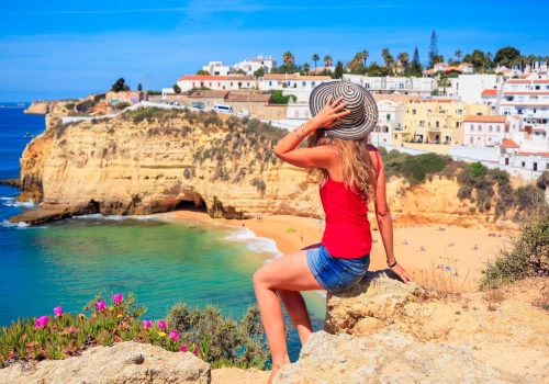 Własna trasa przez Algarve 😍 Loty + hotel i samochód na 6 dni za… 815 PLN 🤯🤩