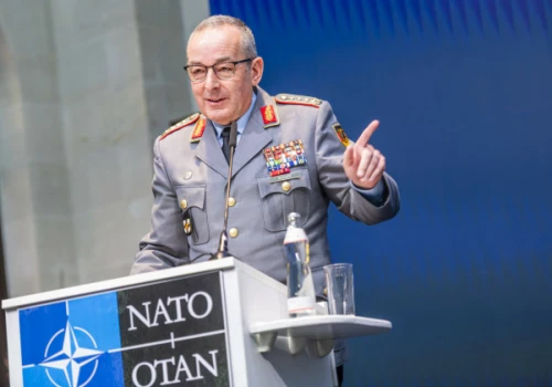 Niemiec na czele Komitetu Wojskowego NATO
