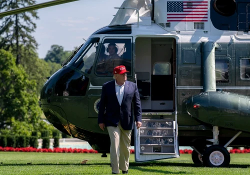 Obcy samolot latał przy rezydencji Donalda Trumpa. Wojsko poderwało myśliwiec F-16