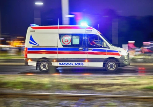 Tragedia w Wielkopolsce. Osobówka śmiertelnie potrąciła pieszego