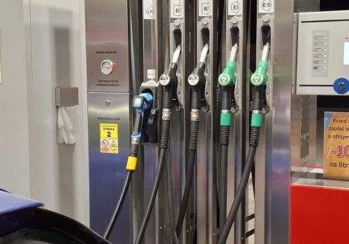 Niemcy obniżą ceny paliw. Ulga od października, limit od stycznia