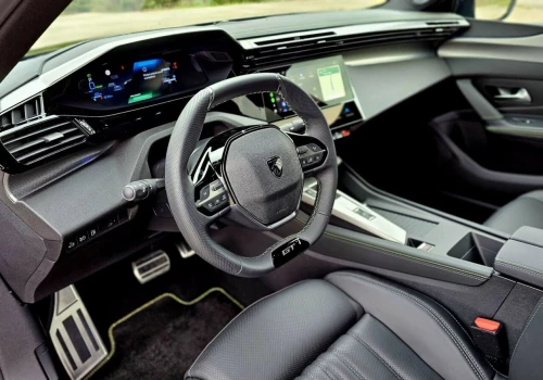 Stellantis zgłosił patent na elektryka z turbiną gazową. Co ma napędzać?