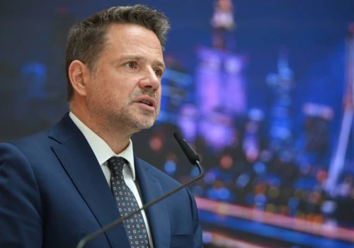 Chcą odwołać Trzaskowskiego w referendum. Pojawił się jednak problem
