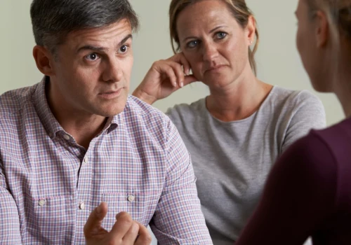Psycholog odkrył, że wszyscy tkwimy w trójkątach. Dramatyczny podział ról