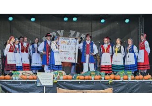 Gdynia: Lato pożegnali lokalnie, ekologicznie i do syta: Zakończyły się 33. już Dary Ziemi
