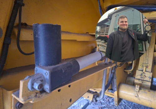 Próba kręcona na silniku od wycieraczek? Rolnik ma ciekawe sposoby modernizacji maszyn