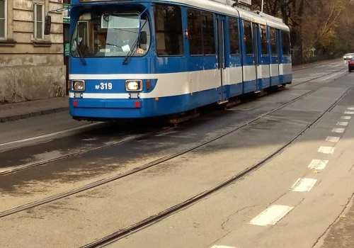 Z czterech firm zostały dwie. Kraków bliżej zakupu szlifierki do torów
