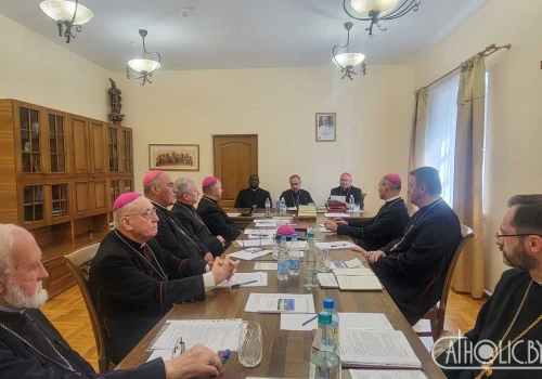 Białoruscy biskupi o modlitwie o pokój i przygotowaniach do wydarzeń młodzieżowych