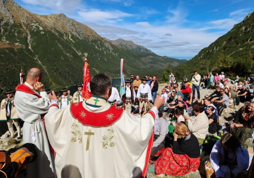 Msza Święta nad Czarnym Stawem pod Rysami