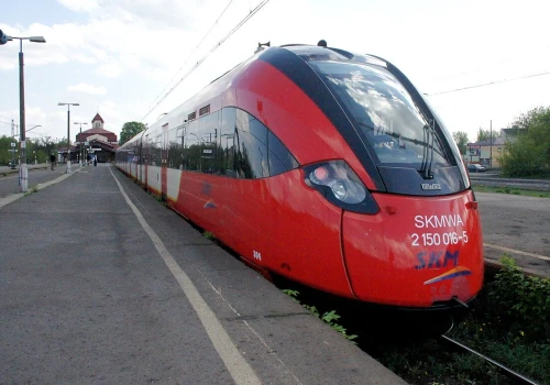 Warszawskie Impulsy i 19WE do naprawy głównej. Jest umowa