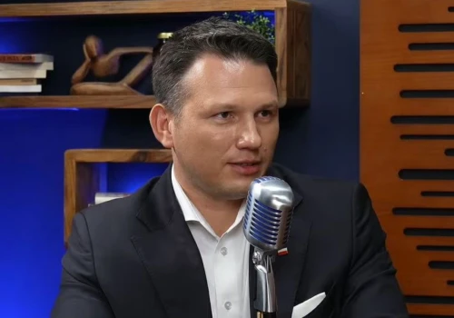 Bocheńczak to Beckham polskiej polityki, a Wipler zrobił błąd. Mentzen o problemach Konfederacji
