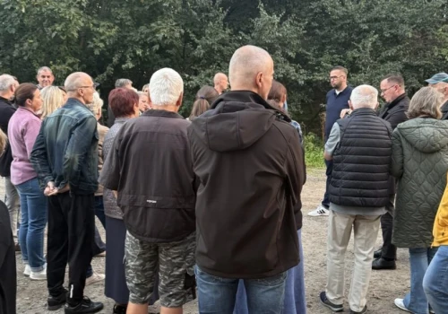 Rozmowy o problemach w okolicy