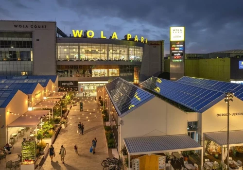 Na Woli otwarto drugi w Warszawie automat Karmnik24