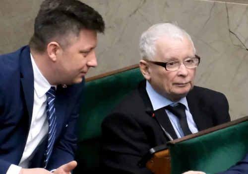 Trzech europosłów wyrzuconych z PiS. „Nie ma co oglądać się za siebie”