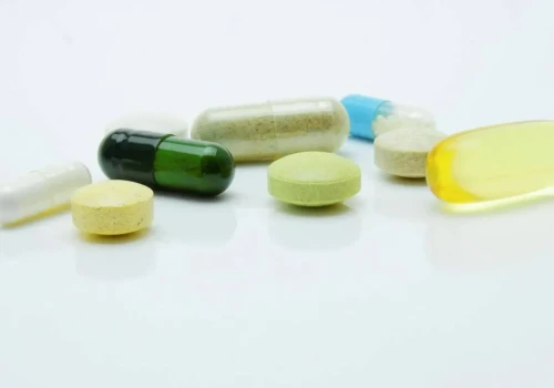 Lekowa zmowa cenowa trwała latami. UOKiK nałożył niemal 905 mln zł kary na cztery hurtownie farmaceutyczne