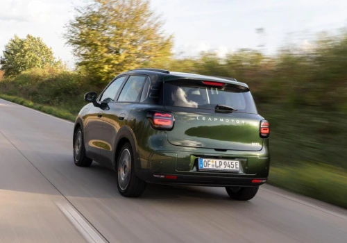 Leapmotor B03X wyjechał na niemieckie drogi. W Polsce ten elektryczny crossover kosztuje od 94.900 zł