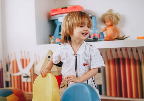 Ten produkt z IKEA rodzice kupują do pokoju dziecka. A wcale nie powstał z myślą o dzieciach