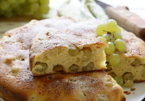 Focaccia na słodko z jesiennymi owocami. Zniknie, zanim zdąży ostygnąć