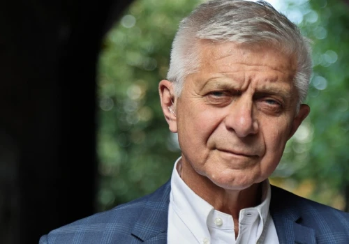 Były premier: jest sposób na zablokowanie polexitu. Mówię o tym na Zachodzie