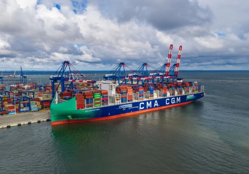 Ekologiczny kontenerowiec w Baltic Hub. Przybył CMA CGM Pantheon