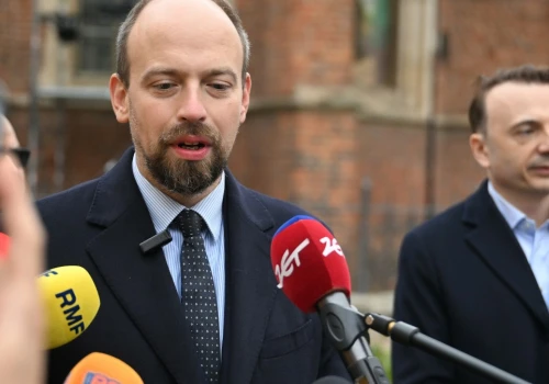 Kandydat na prezydenta Krakowa rezygnuje. Przekazał poparcie Gibale