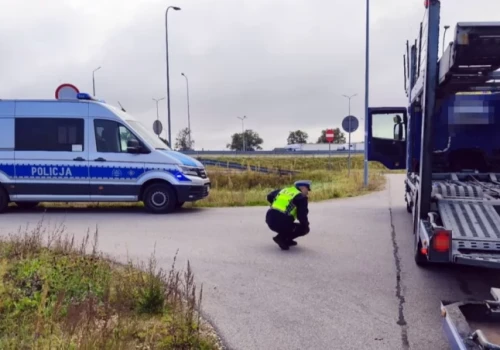 Niebezpieczne przewozy pod lupą policjantów i inspektorów. Ujawniono 2 wykroczenia