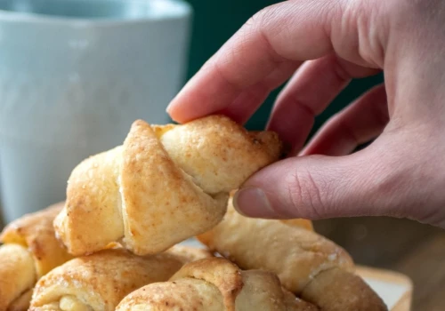 Przygotuj jajko, mąkę i twaróg. W 30 minut wyczarujesz boskie rogaliki