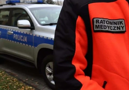 Zaatakował medyków, zniszczył karetkę i posiadał marihuanę