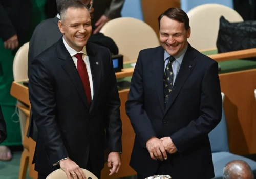 Nawrocki i Sikorski obok siebie w ONZ. Media uchwyciły zaskakujące sceny
