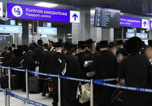 Tysiące chasydów na Podkarpaciu. Lecieli przez Jasionkę do Humania