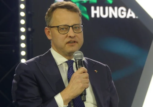Węgierskie służby weszły do instytutu Romanowskiego. Chodzi o 3,5 mln forintów miesięcznie