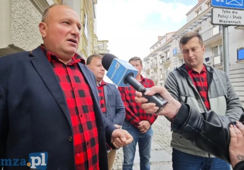 Rolnicy kontra minister. W tle protest i sprawa sądowa