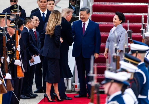 Czerwony dywan i honory wojskowe. Donald Trump powitał Xi Jinpinga w USA