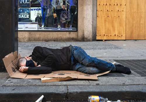Chicago uruchamia „psychiatrię uliczną”. Pomoc trafi bezpośrednio do osób w kryzysie