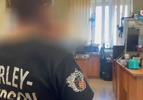 Graficiarze awaryjnie zatrzymali pociąg. Grozi im nawet 8 lat więzienia